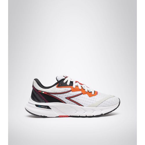 LØBESKO - KØB DIADORA MYTHOS BLUSHIELD VOLO 2