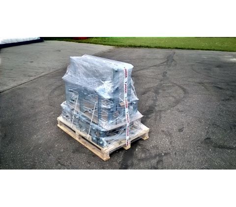 GROUND ANCHOR SET FOR DISCUS BARRIER