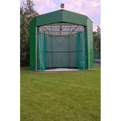 THROWING CAGE FOR DEDICATED BUILDING