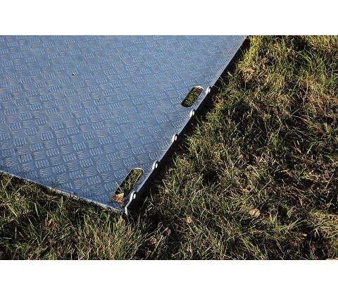  THROWING PLATFORM FOR DISABLED ATHLETES AND SPORTS REHABILITATION