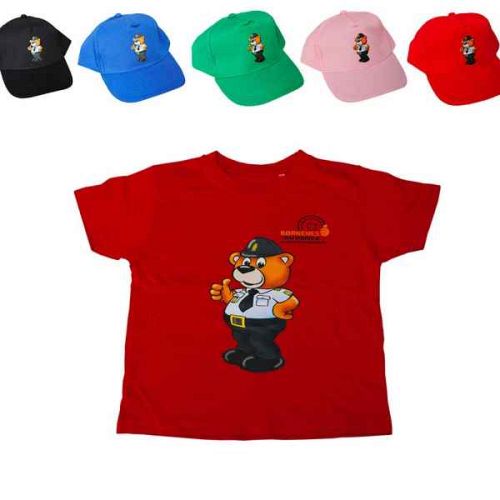 Bamse Betjent, Cap + rød t-shirt.